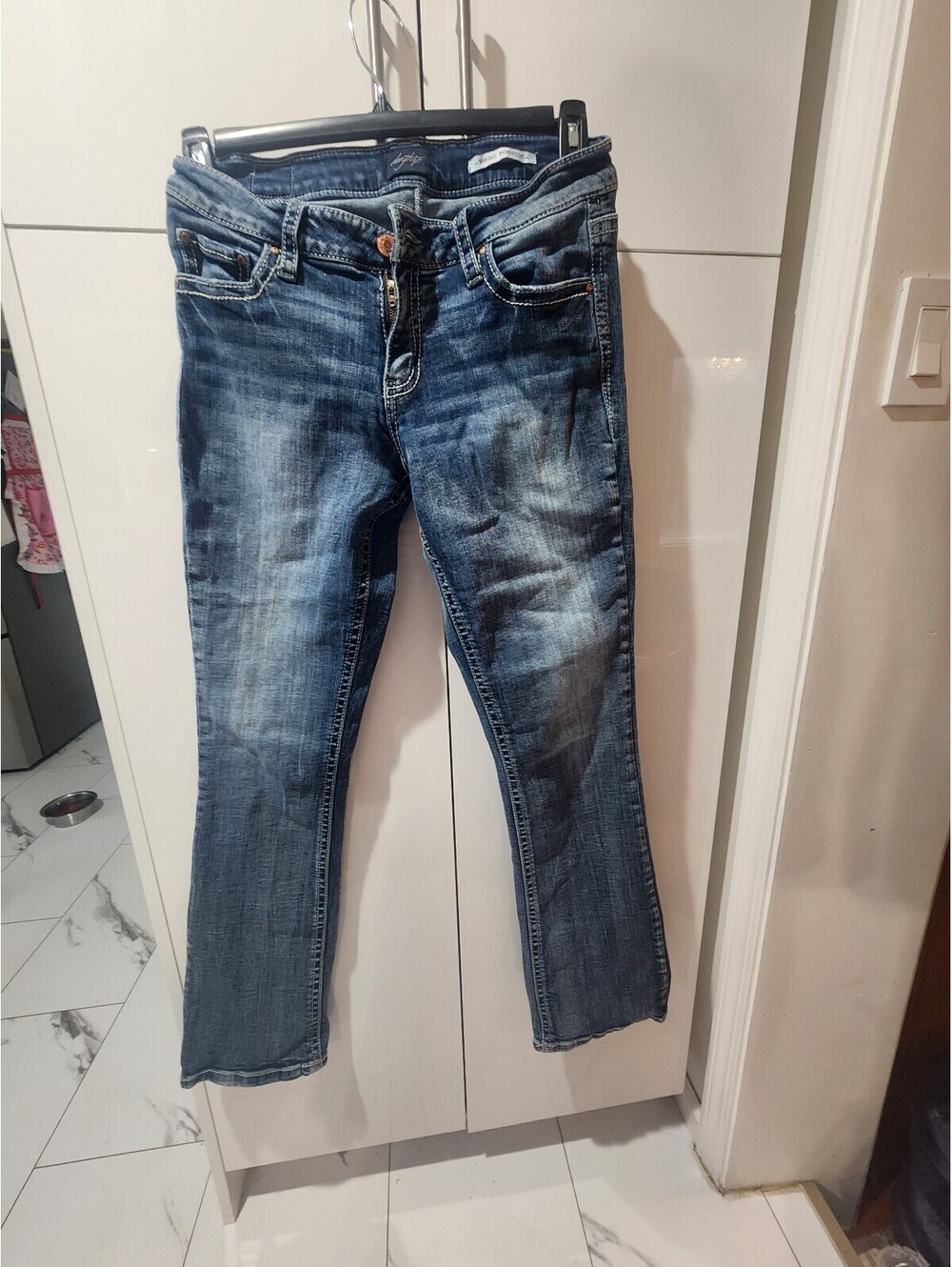 Daytrip Virgo Bootcut Women's Jeans Size 30w 29l with Distressed Back Pockets